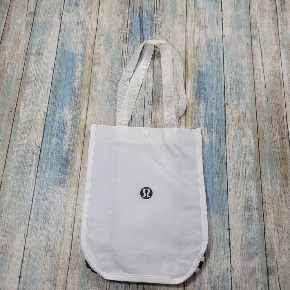 Lululemon Athletica Black and White Tote